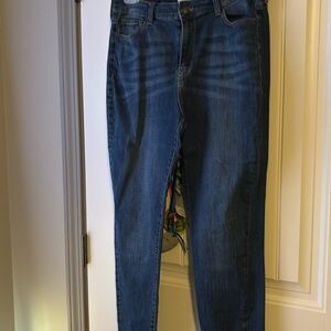 Lady’s true craft high rise skinny